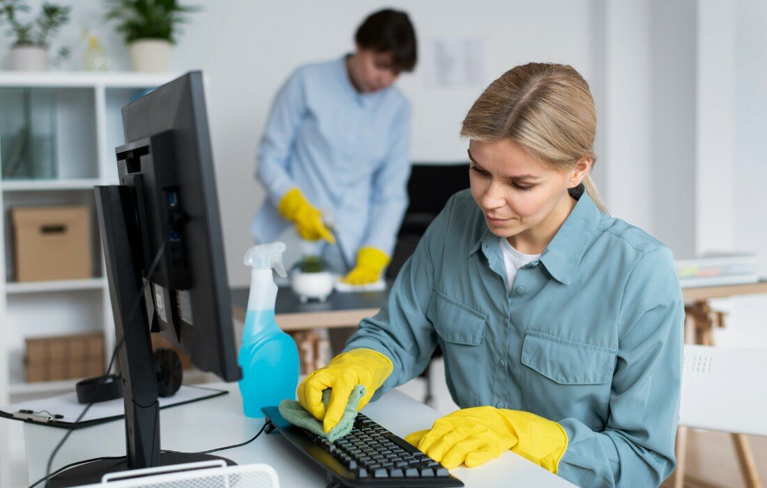 Daily office cleaning experts for commercial service in Riyadh